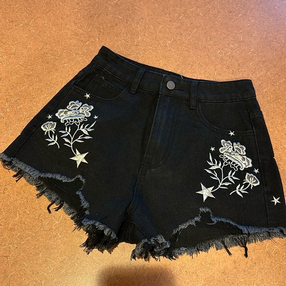 12th Tribe Pants - 12th TRIBE shorts